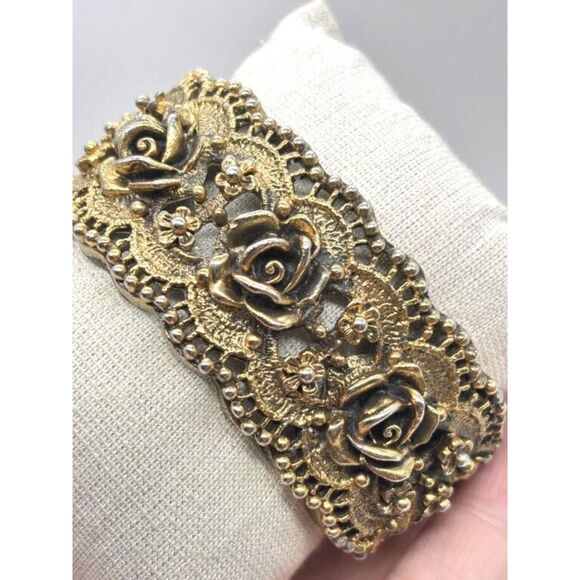 Rare Vintage 1950 Frank Tortolani Rose and Lace Wide Bangle Clamper Bracelet - Picture 2 of 5